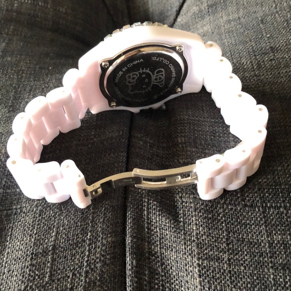 Hello Kitty Sports Watch - Picture 2 of 3